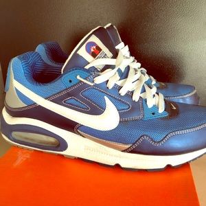 Nike Air Athletics West Shoes